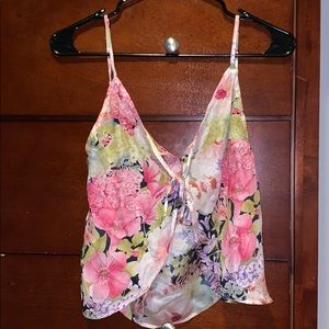 Flowy reformation top